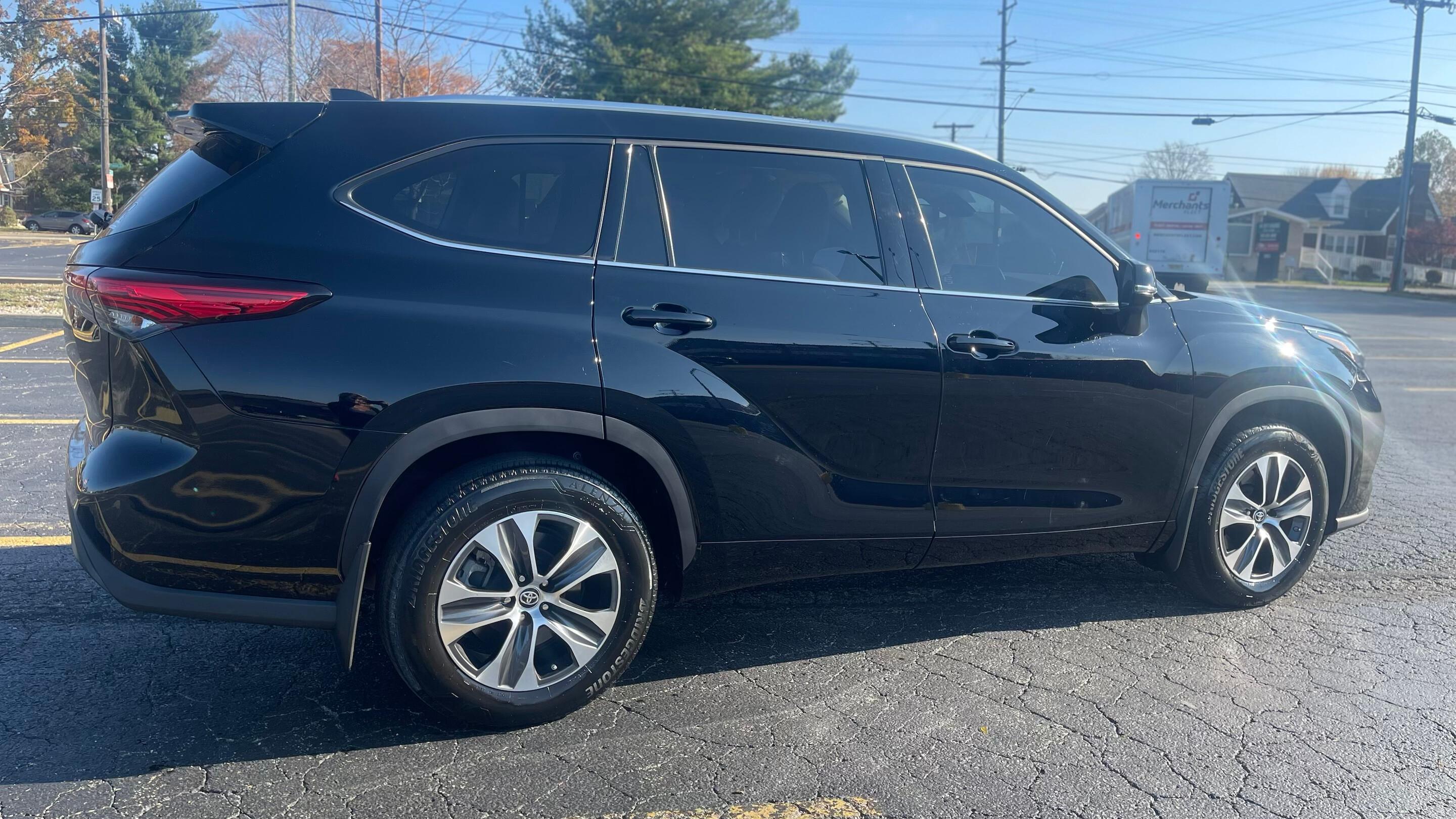 Toyota Highlander 2021 in Louisville, KY