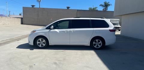 Toyota Sienna 2017