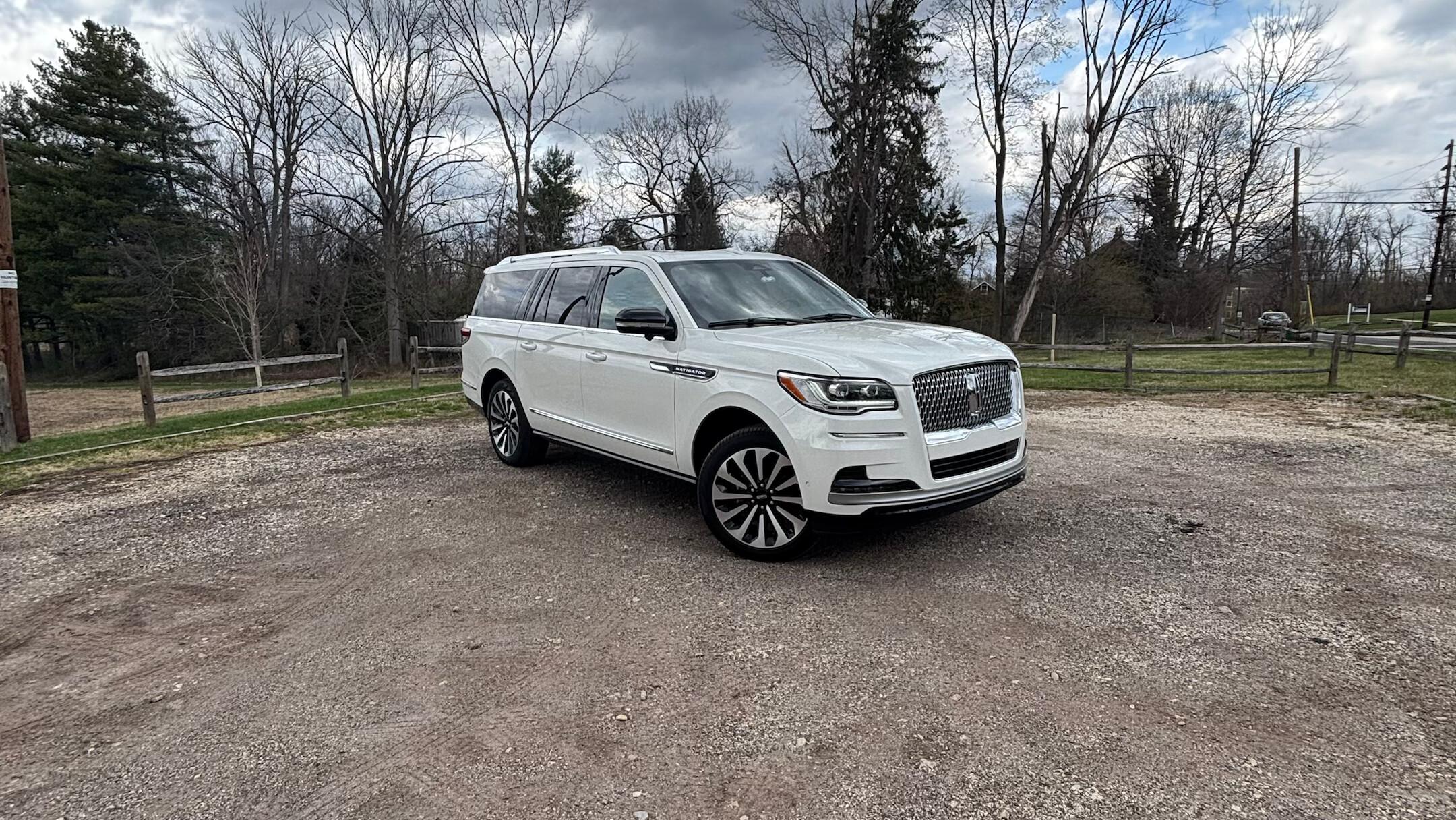 Lincoln Navigator L 2024 in Glenside, PA