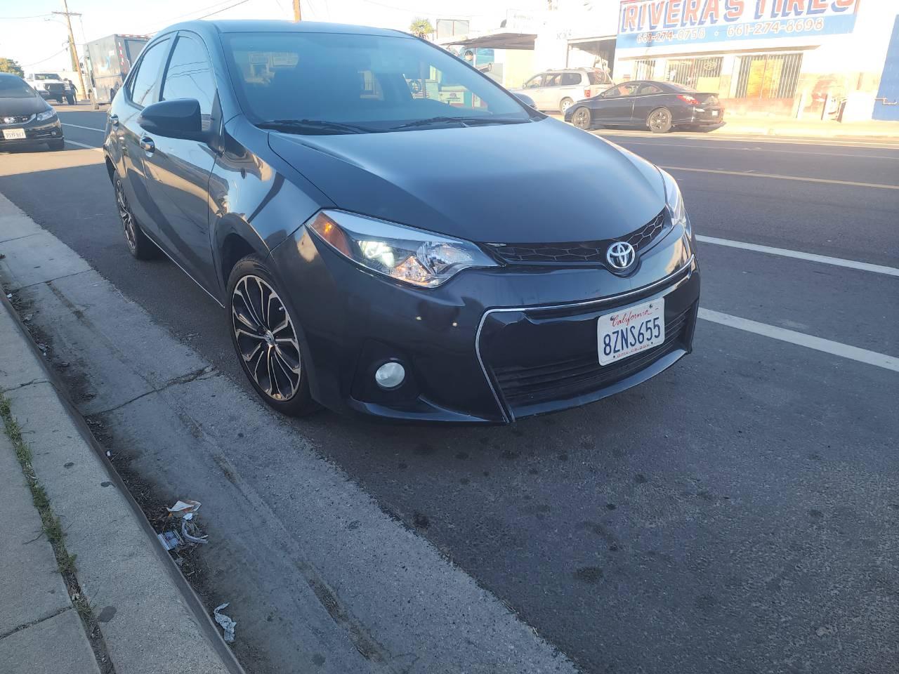 Toyota Corolla 2014 in Palmdale, CA
