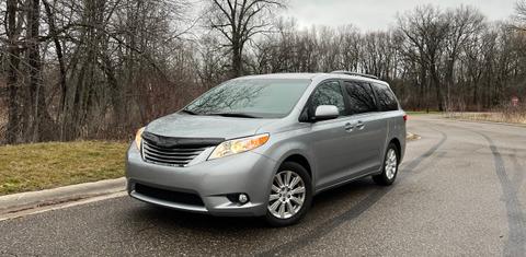 Toyota Sienna 2015