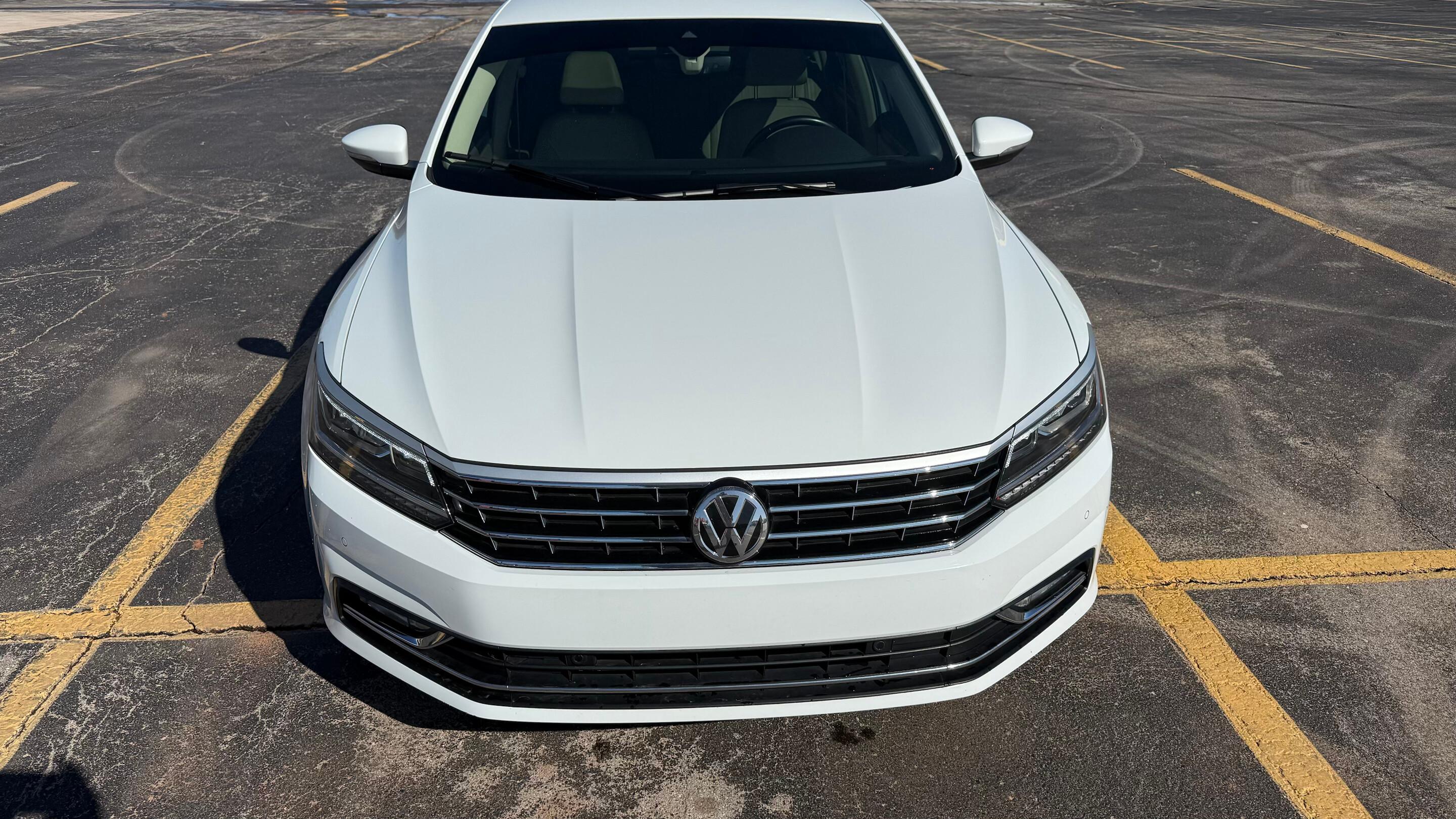 Volkswagen Passat 2017 in Oklahoma City, OK