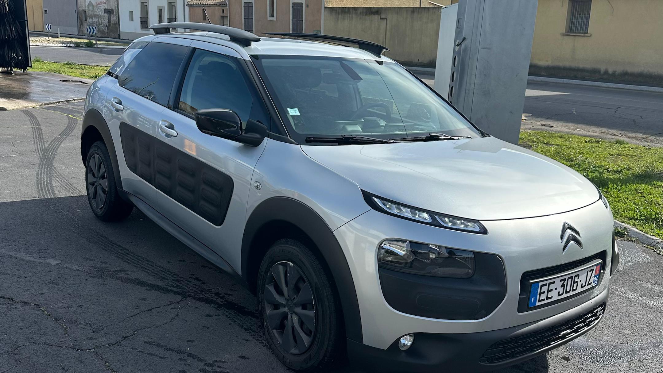 Citroen C4 CACTUS 2016 in Béziers