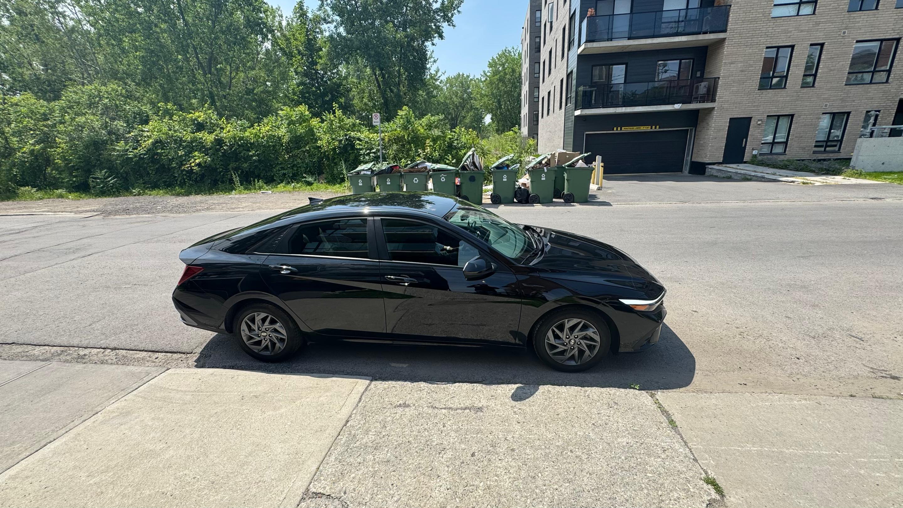 Hyundai Elantra 2024 à Lachine, QC