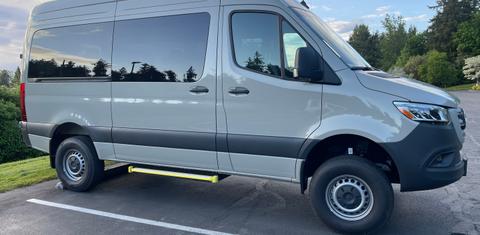 Mercedes-Benz Sprinter 2024