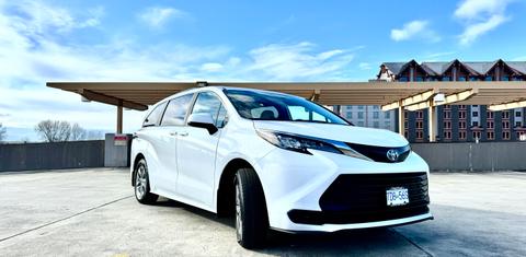 Toyota Sienna 2025