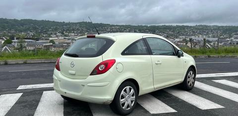 Opel CORSA 2013