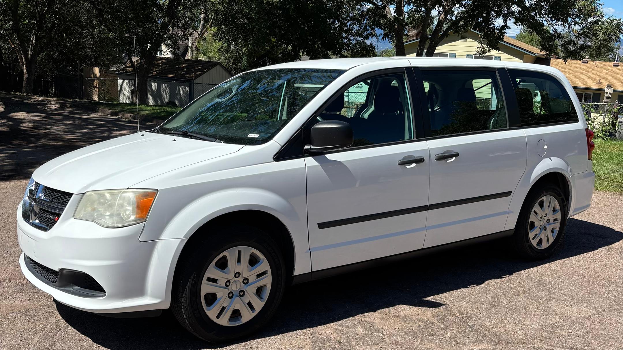 Dodge Grand Caravan 2014 in Colorado Springs, CO