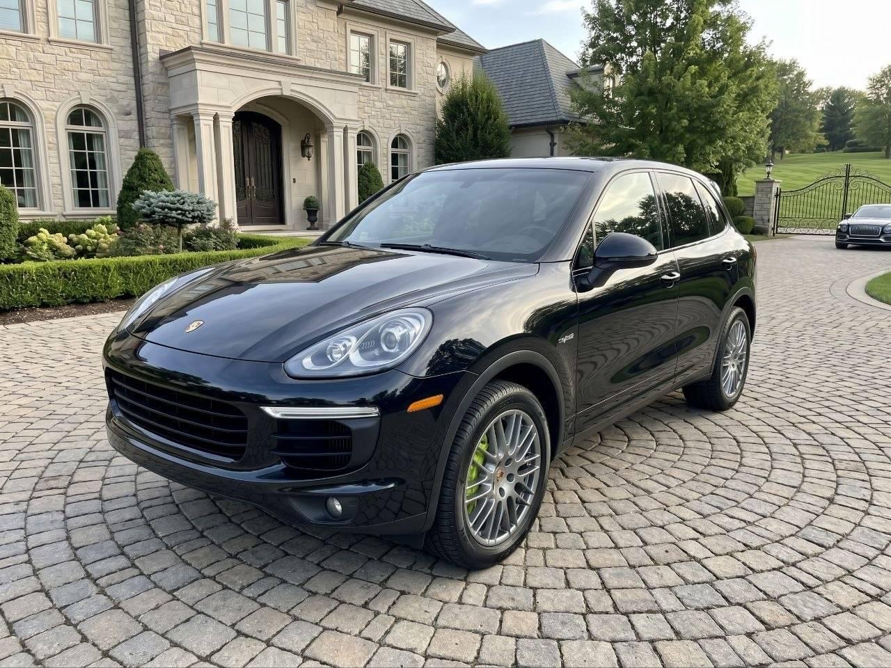 Porsche Cayenne 2016 in Nashville, TN