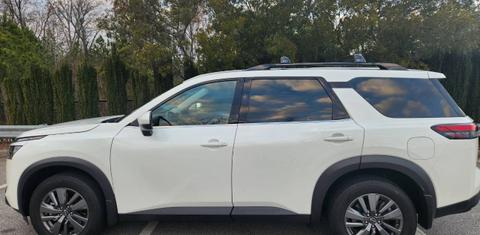 Nissan Pathfinder 2024