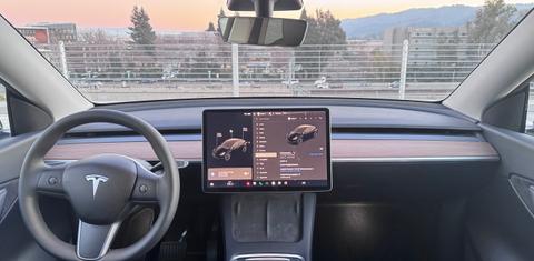 Tesla Model Y 2021