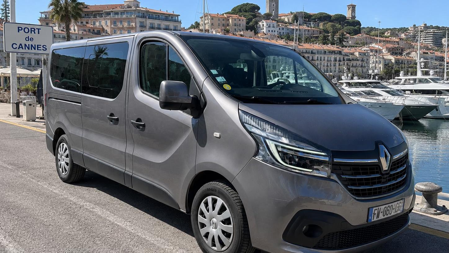Renault TRAFIC III 2019 à Le Cannet