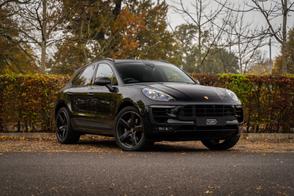 Porsche Macan car