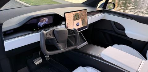 Tesla Model X 2022