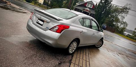 Nissan Versa 2014