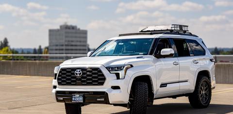 Toyota Sequoia 2023