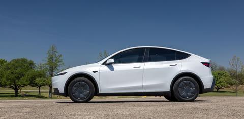 Tesla Model Y 2026