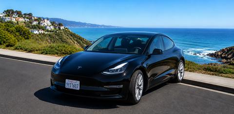 Tesla Model 3 2022