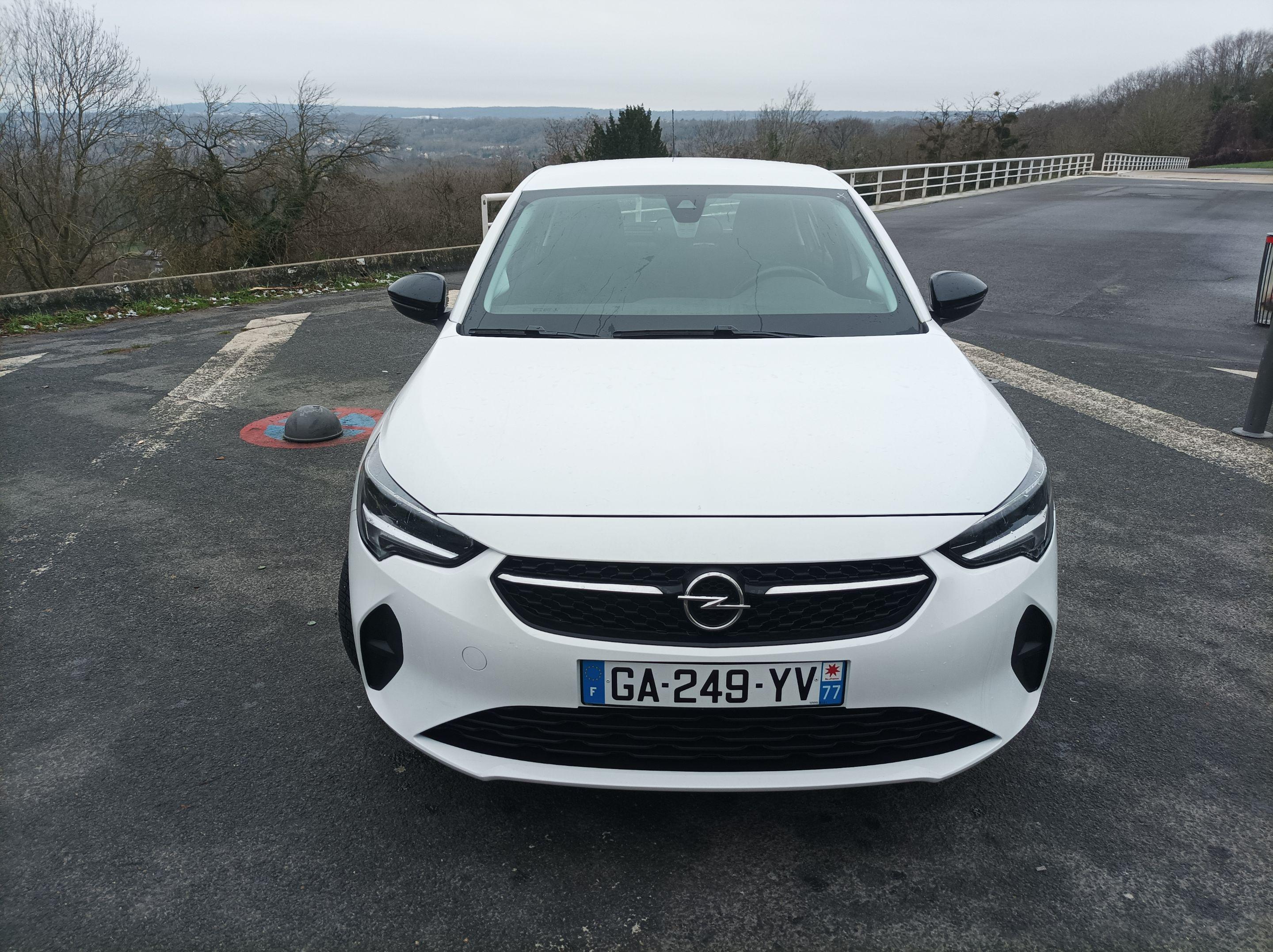 Opel CORSA 2021 à Pontoise
