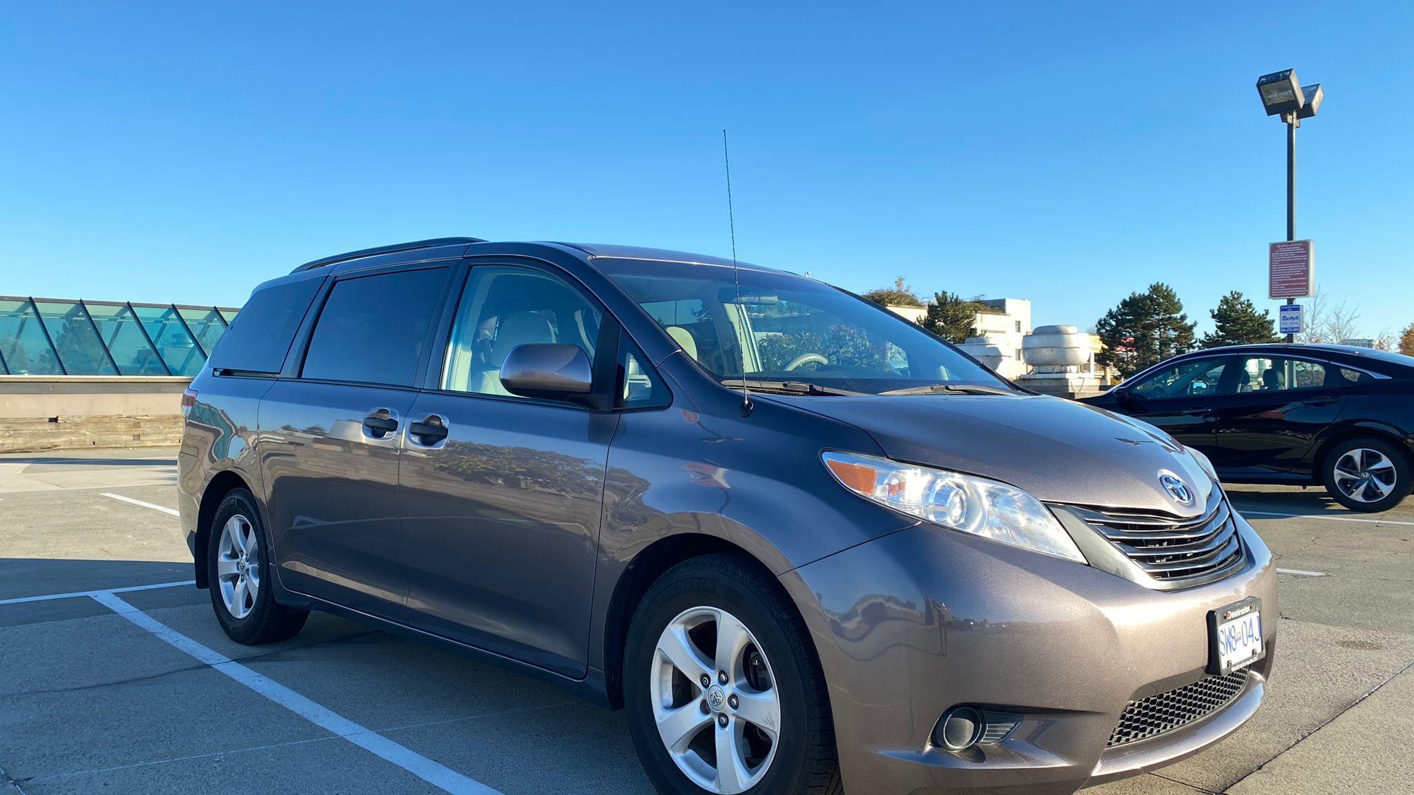 Toyota Sienna 2011 à 