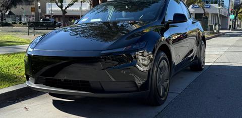 Tesla Model Y 2026