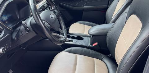 Ford Escape Hybrid 2022