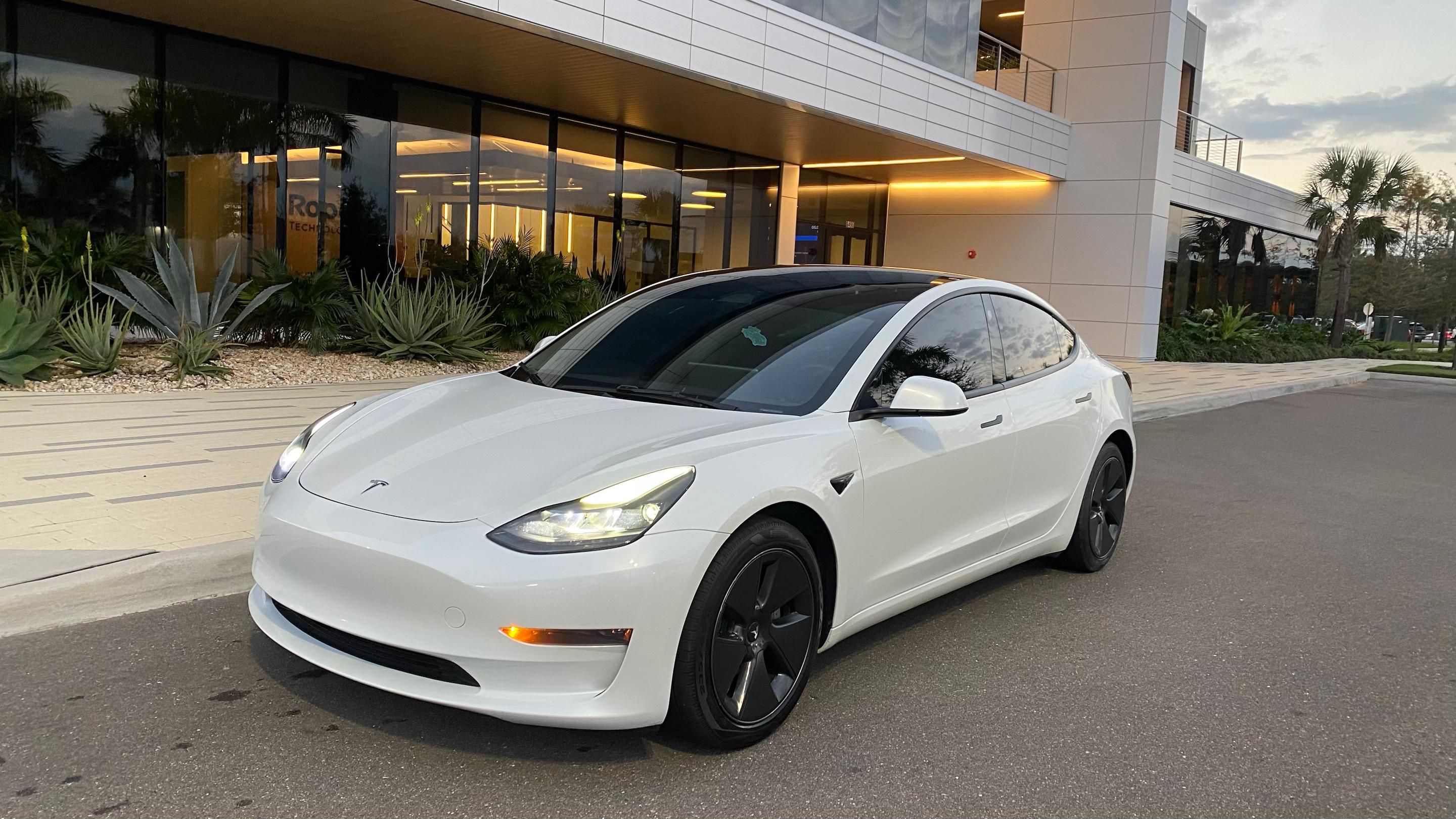 Tesla Model 3 2023 in Bradenton, FL