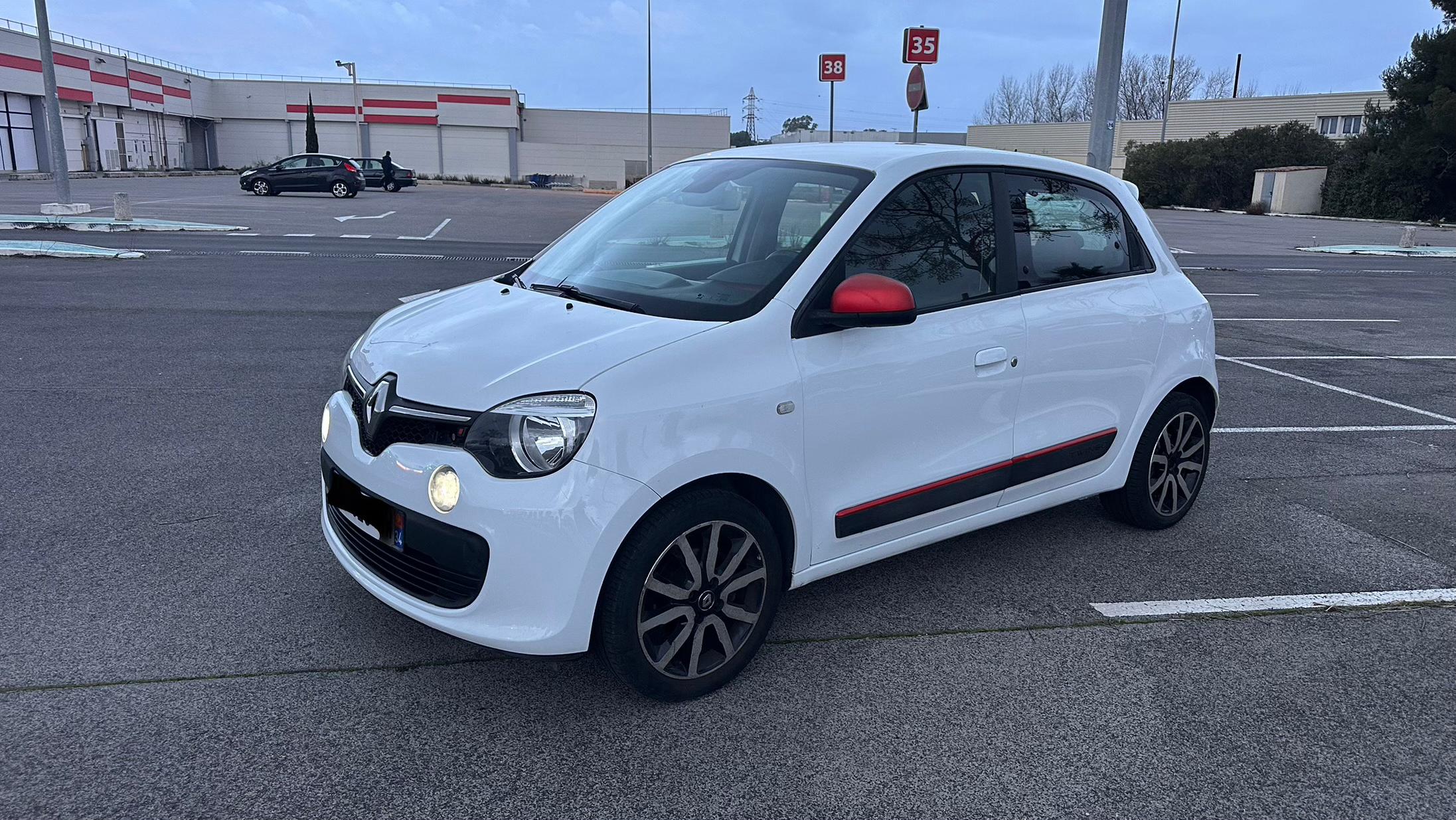 Renault TWINGO III 2014 in Mauguio
