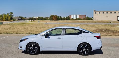 Nissan Versa 2024