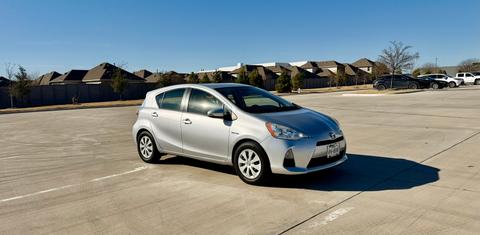 Toyota Prius c 2014