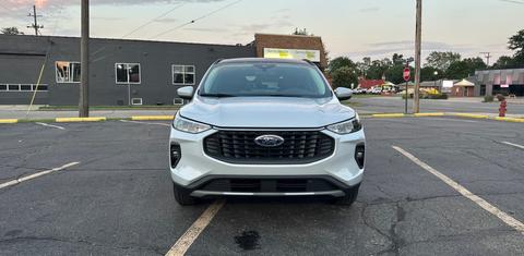 Ford Escape PHEV 2025