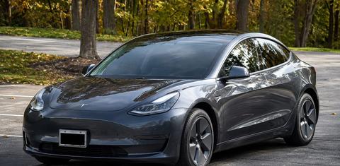 Tesla Model 3 2023