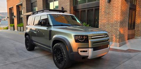 Land Rover Defender 2023