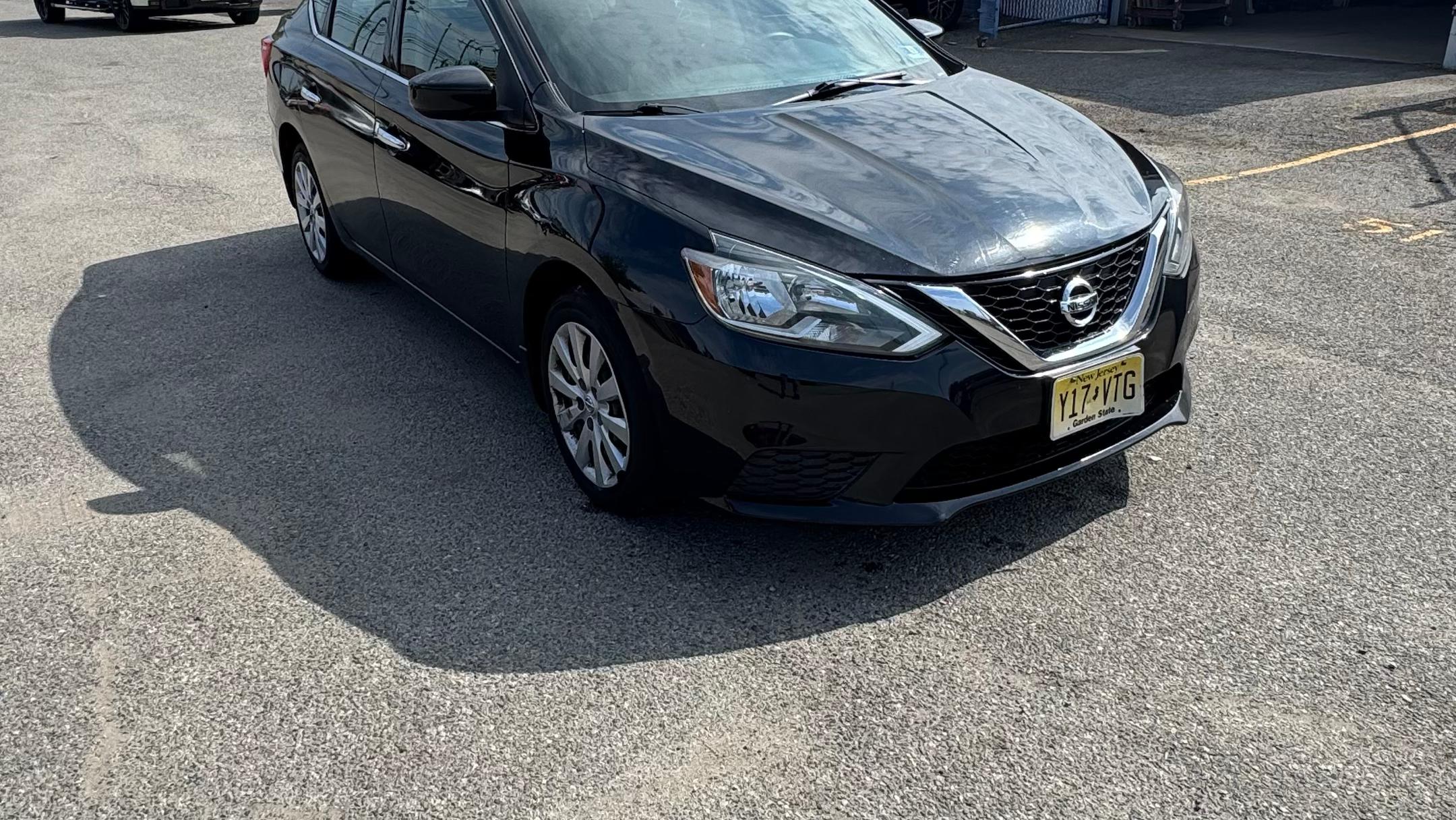 Nissan Sentra 2017 in 