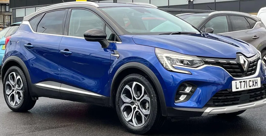 Renault Captur 2022 in London
