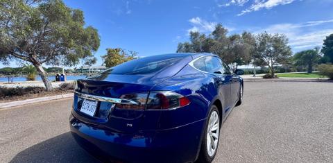 Tesla Model S 2017