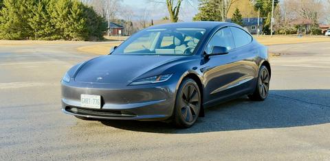 Tesla Model 3 2024
