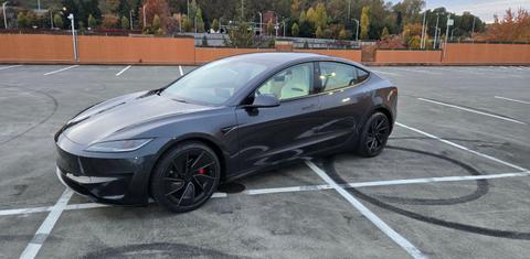 Tesla Model 3 2024
