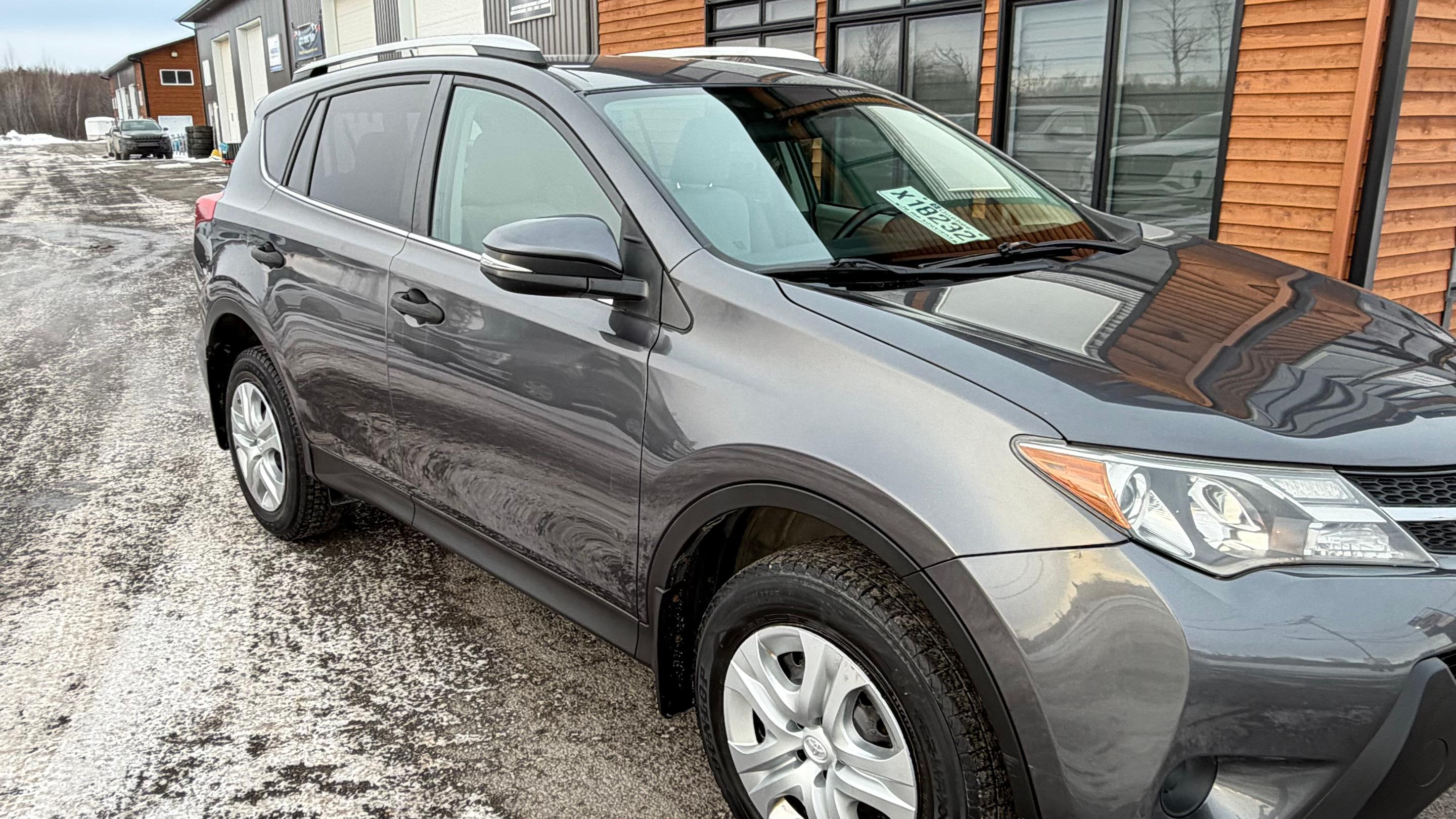 Toyota RAV4 2013 à 