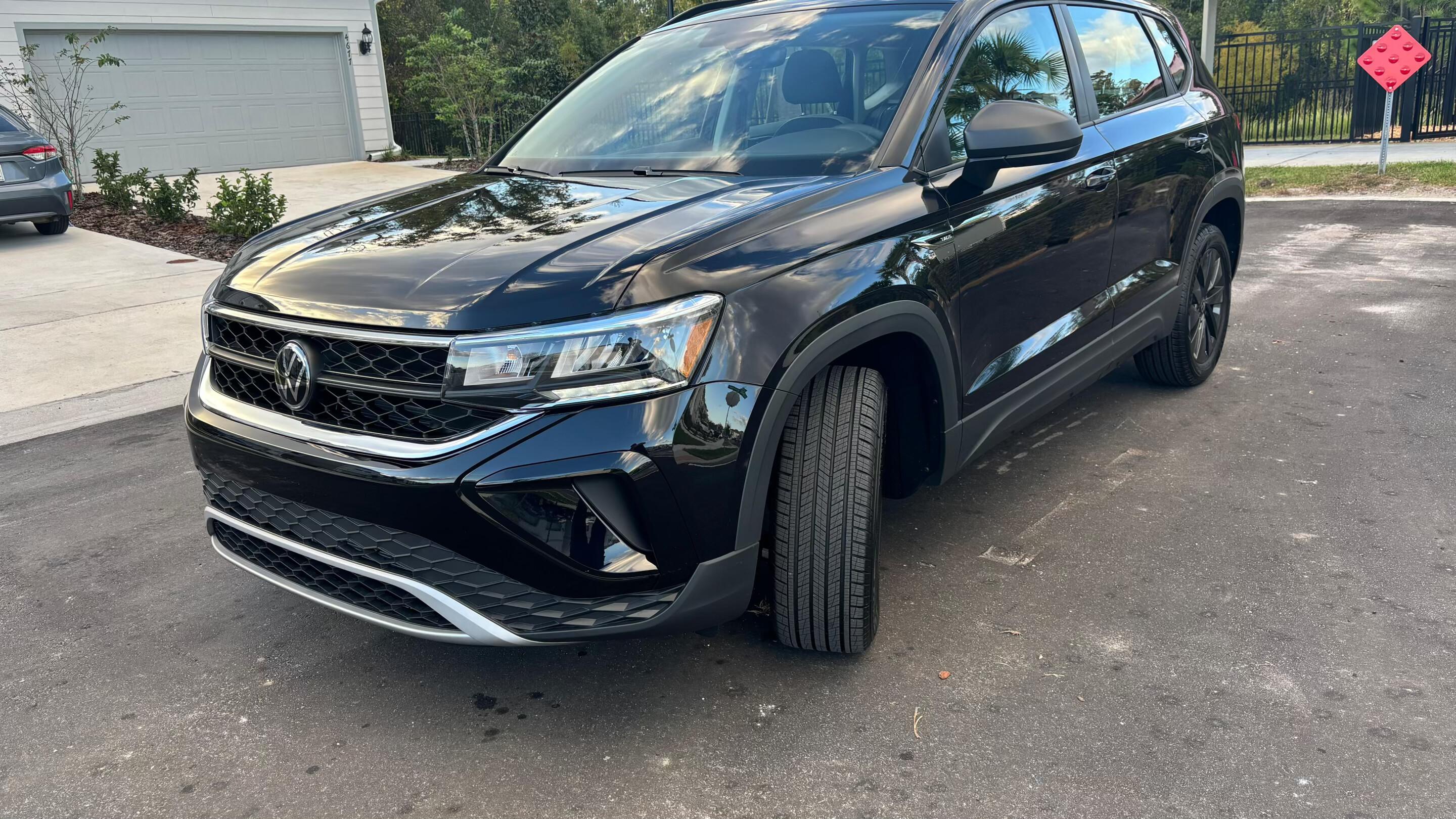 Volkswagen Taos 2024 in Pearland, TX