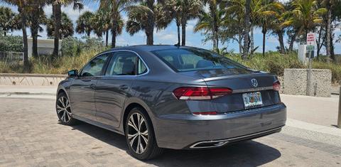 Volkswagen Passat 2022