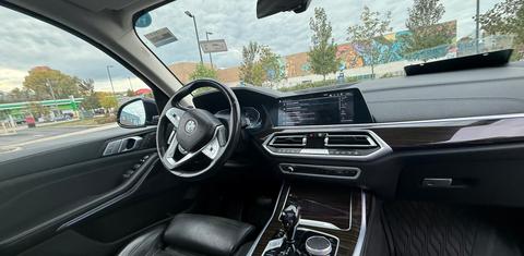 BMW X7 2021