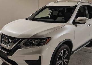Nissan Rogue car