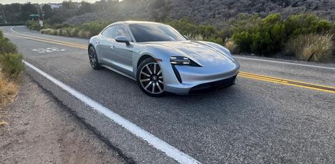 Porsche Taycan 2021