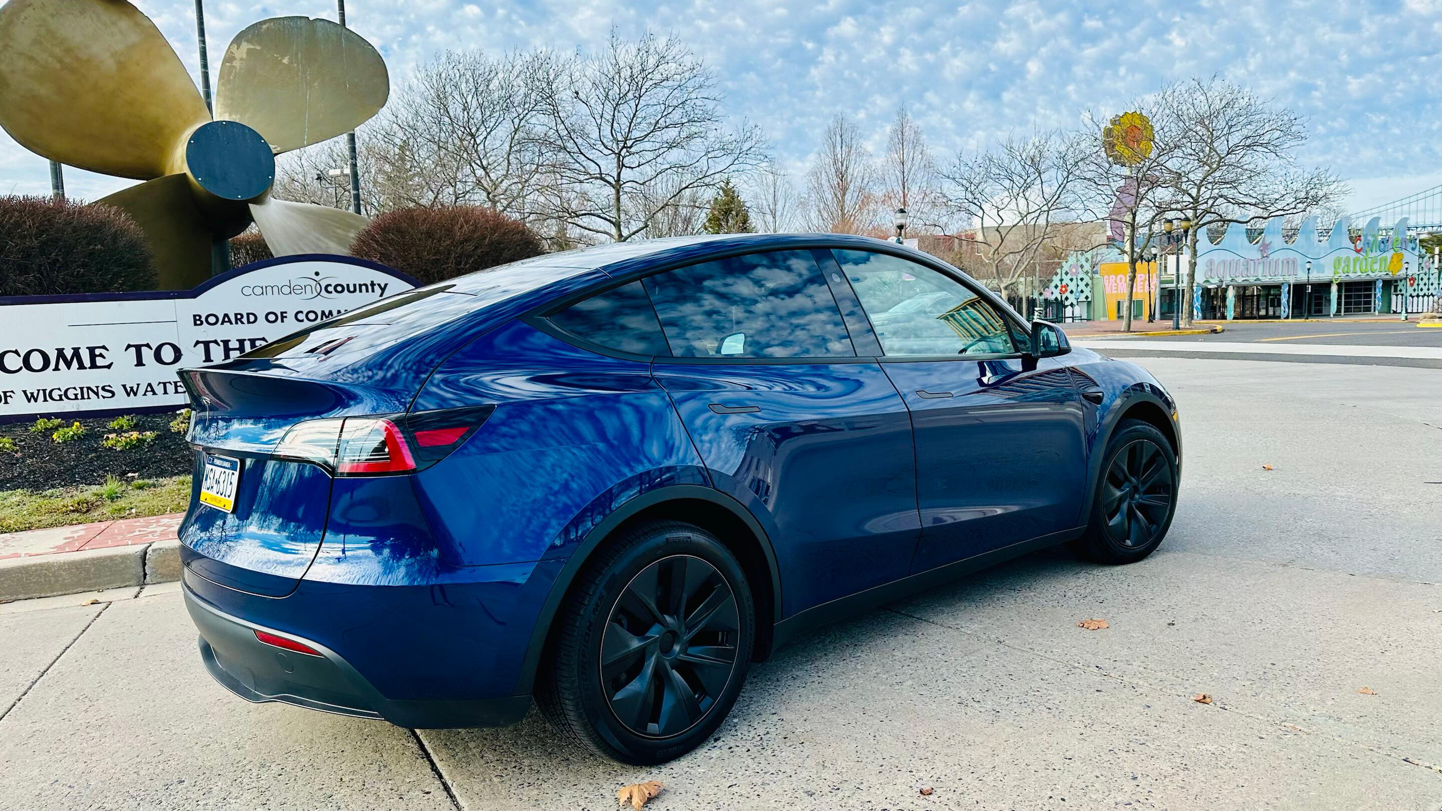 Tesla Model Y 2025 in Ardmore, PA