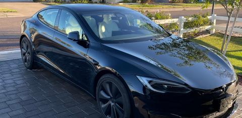 Tesla Model S 2023