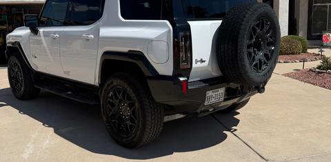 GMC HUMMER EV SUV 2025