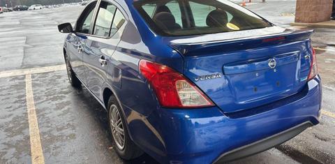 Nissan Versa 2015