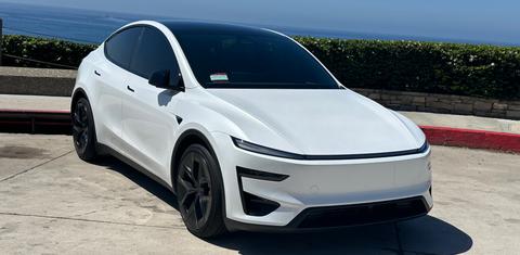 Tesla Model Y 2026