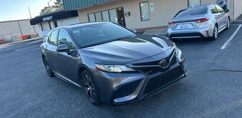 Toyota Camry 2021